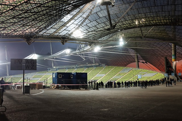 更展示了他 更展示了他